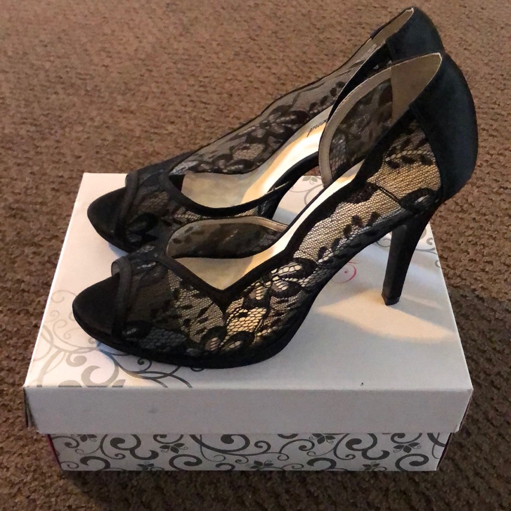 Black Lace Heels